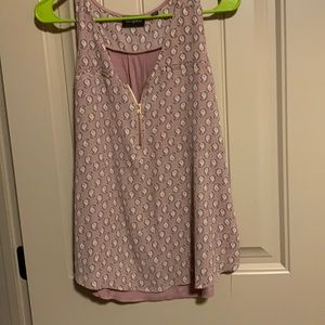 Dusty Rose woman’s sleeveless top with zipper